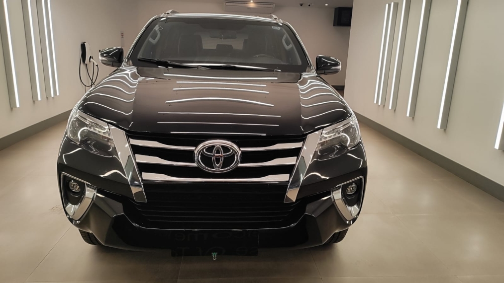 toyota hilux sw4 2.8 srx 4x4 16v turbo intercooler diesel 4p automatico manual 2019 toyota hilux sw4 2.8 srx 4x4 16v turbo intercooler diesel 4p automatico manual 2019