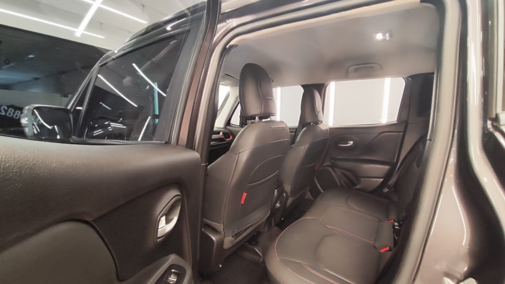jeep renegade 1.3 t270 turbo flex trailhawk 4x4 at9 4p manual 20225