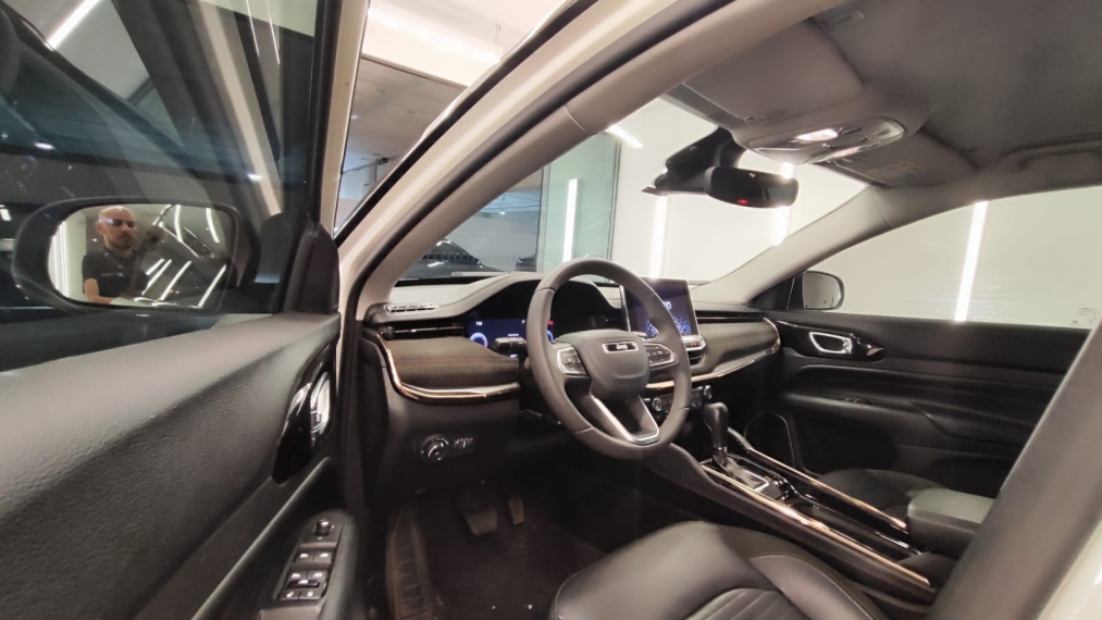 jeep commander 1.3 t270 turbo flex limited at6 1.2 4p automatico 20223