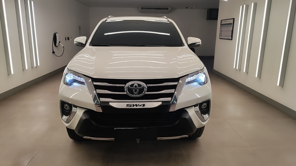 toyota hilux sw4 2.8 srx 4x4 7 lugares 16v turbo intercooler diesel 4p automatico manual 2020