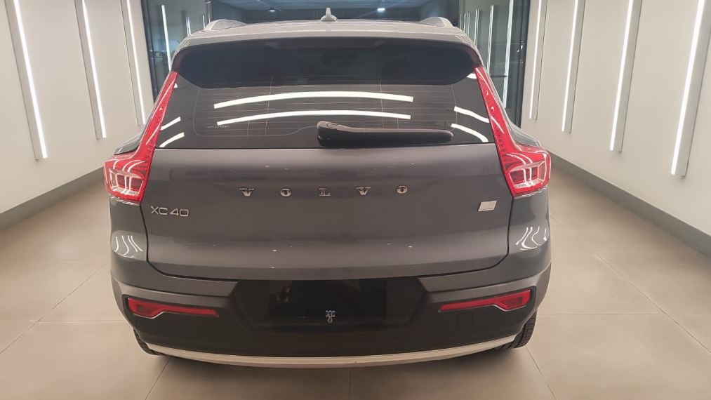 volvo xc40 1.5 t5 recharge inscription geartronic hibrido 4p manual 20224