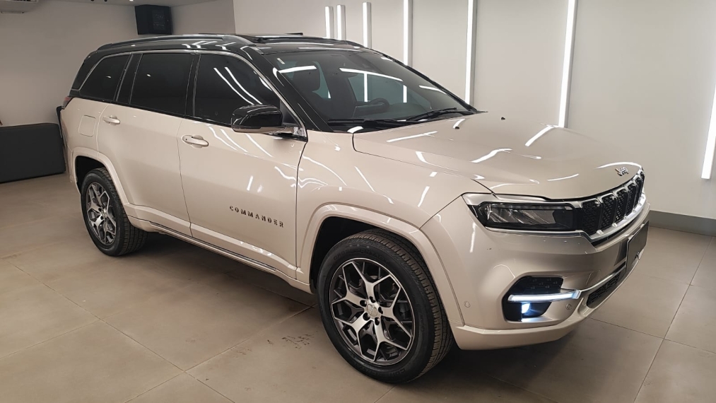 jeep commander 1.3 t270 turbo flex overland at6 2.0 diesel 4p manual 20221