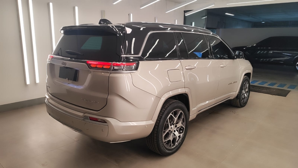 jeep commander 1.3 t270 turbo flex overland at6 2.0 diesel 4p manual 20224