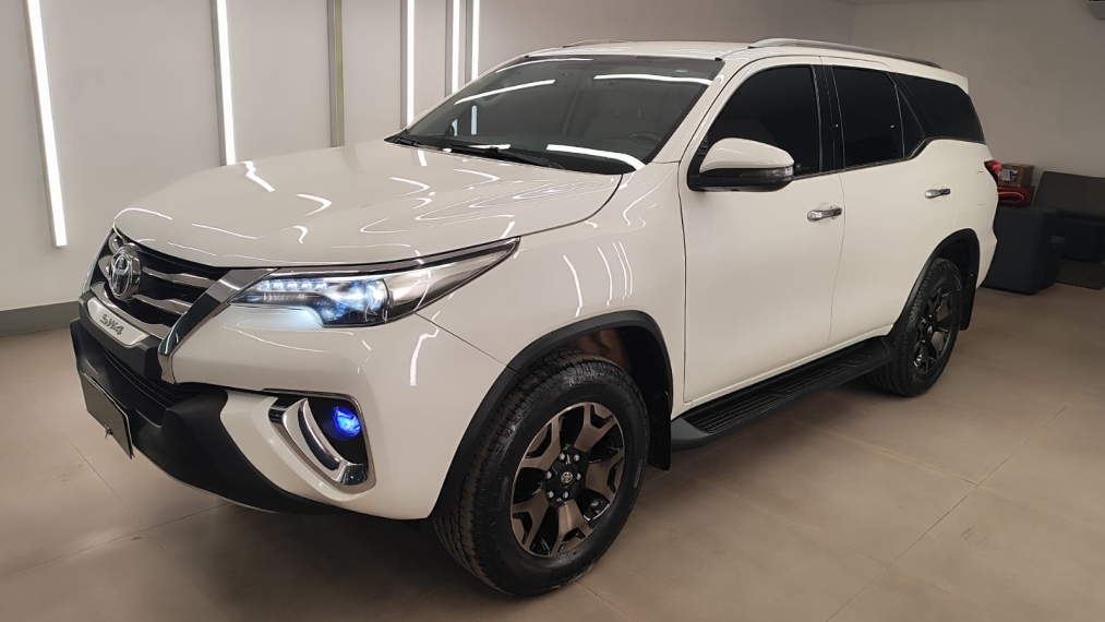 toyota hilux sw4 2.8 srx diamond 4x4 7 lugares 16v turbo intercooler diesel 4p automatico manual 20201