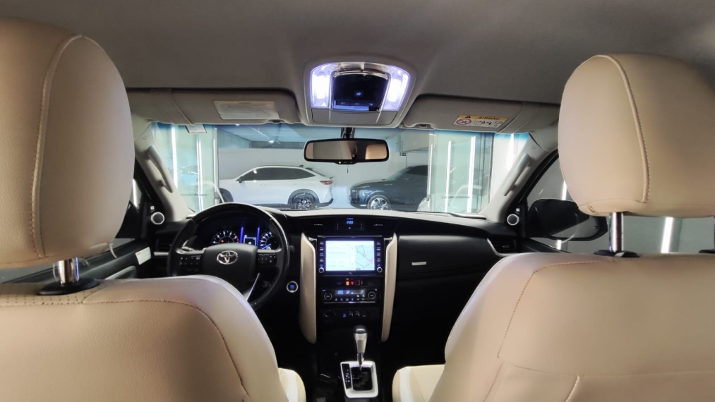 toyota hilux sw4 2.8 srx diamond 4x4 7 lugares 16v turbo intercooler diesel 4p automatico manual 20202