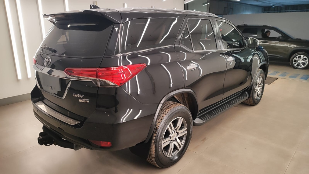 toyota hilux sw4 2.7 srv 7 lugares 4x2 16v flex 4p automatico manual 20195