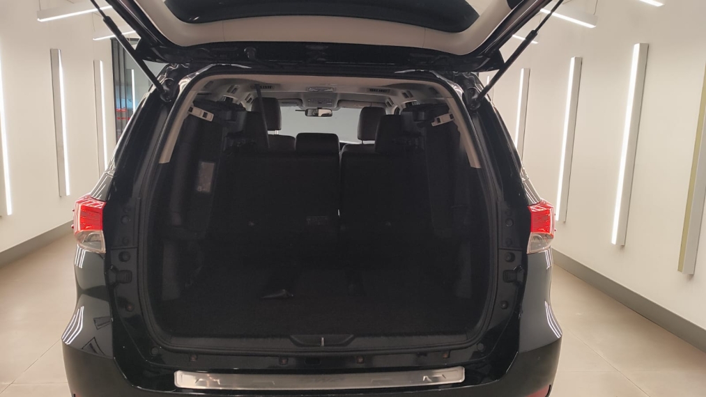 toyota hilux sw4 2.7 srv 7 lugares 4x2 16v flex 4p automatico manual 20196