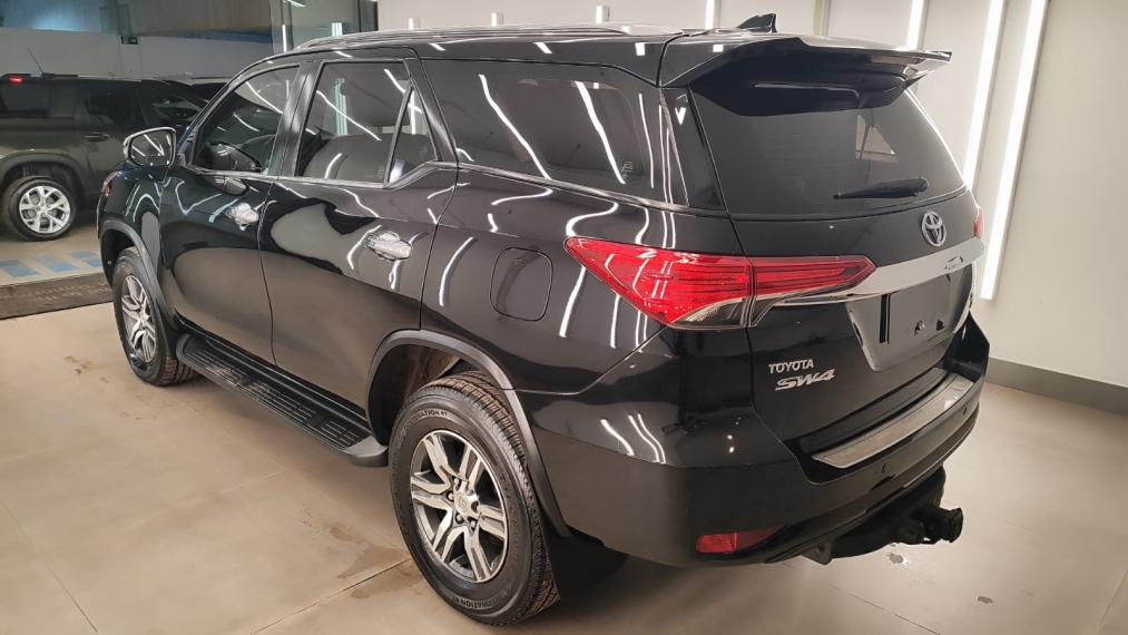 toyota hilux sw4 2.7 srv 7 lugares 4x2 16v flex 4p automatico manual 20194