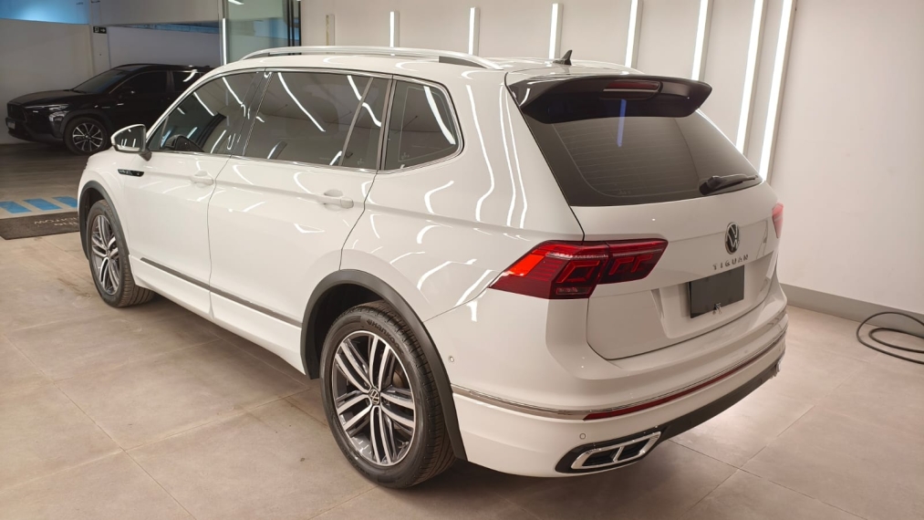 volkswagen tiguan 2.0 300 tsi gasolina allspace r-line automatico 4p manual 20242