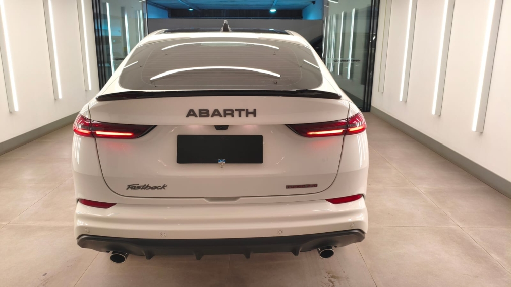 fiat fastback 1.3 turbo 270 flex abarth at6 4p automatico 20252