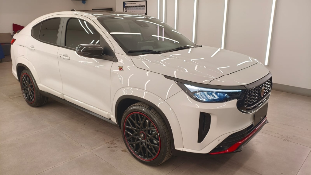 fiat fastback 1.3 turbo 270 flex abarth at6 4p automatico 20255