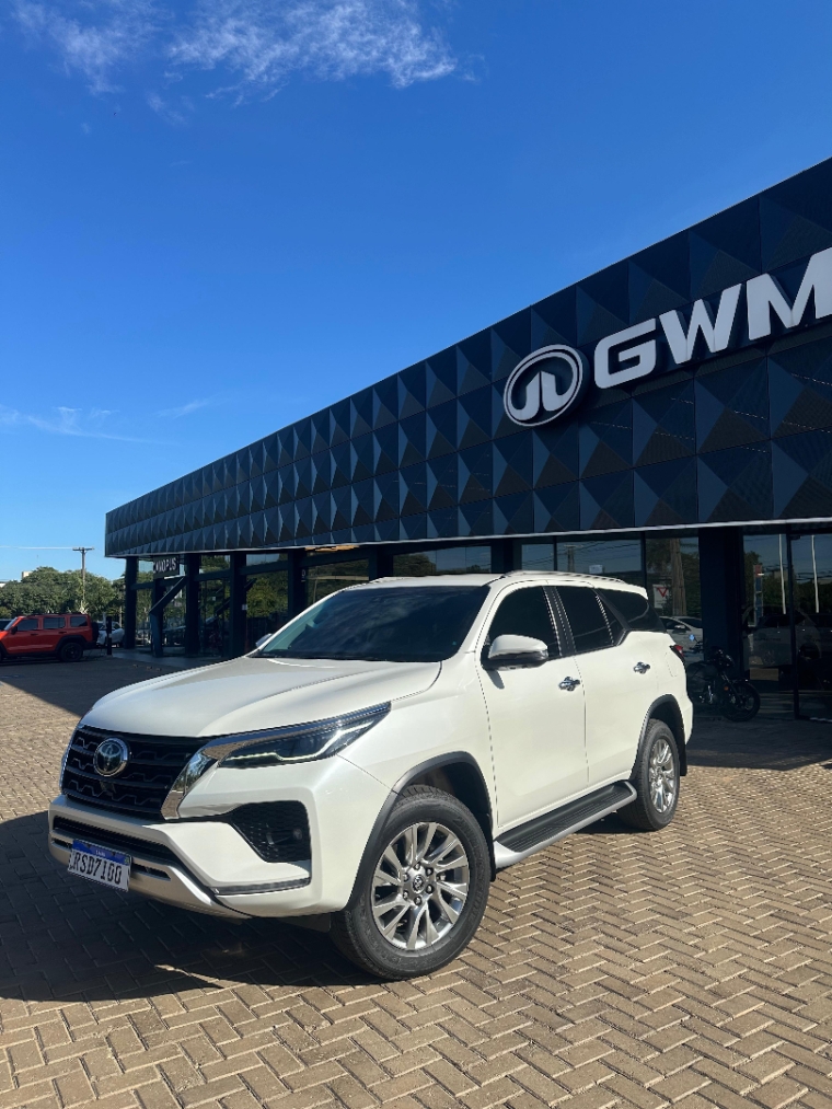 toyota hilux sw4 2.8 d-4d turbo diesel srx 7l 4x4 automatico 5p manual 2022