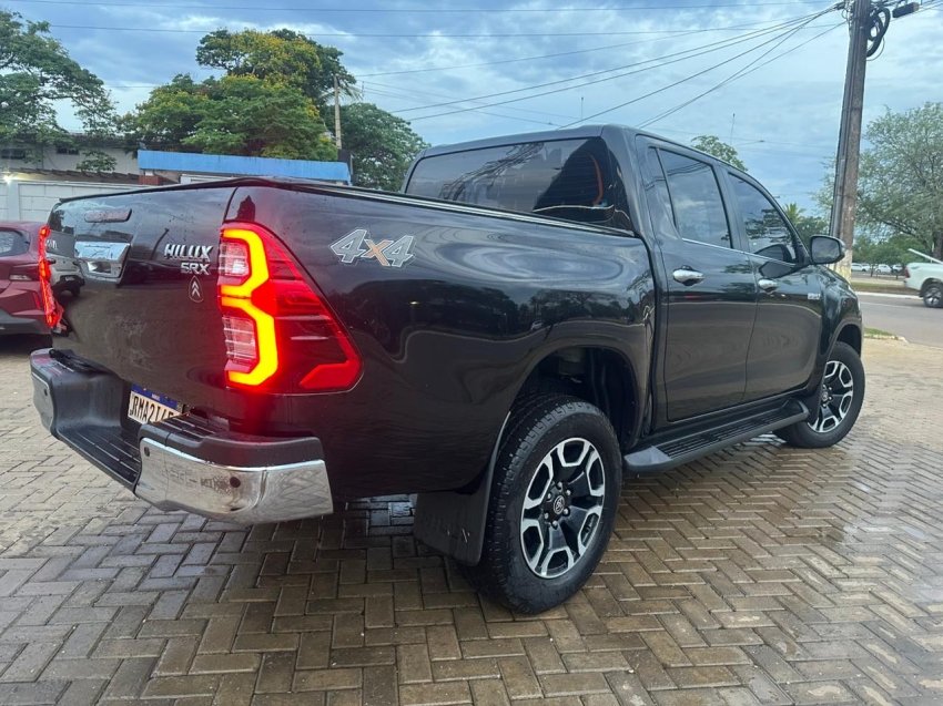 toyota hilux 2.8 d-4d turbo diesel cd srx plus 4x4 automatico 4p manual 20243