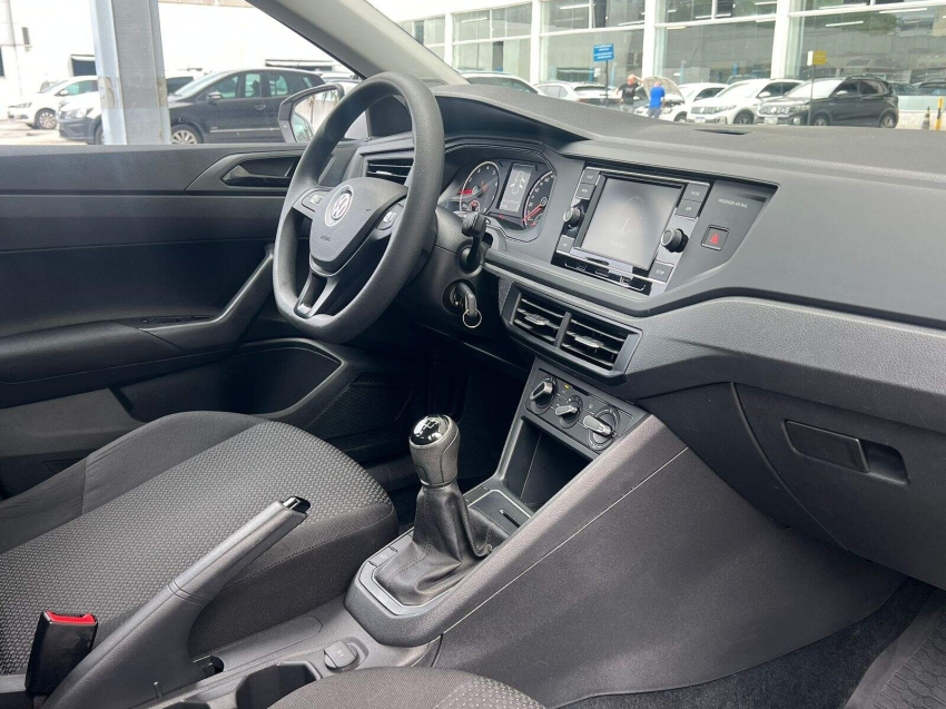 volkswagen polo 1.0 mpi total flex manual 4p 2021