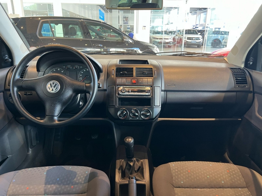 volkswagen polo 1.6 mi 8v flex 4p manual 2006