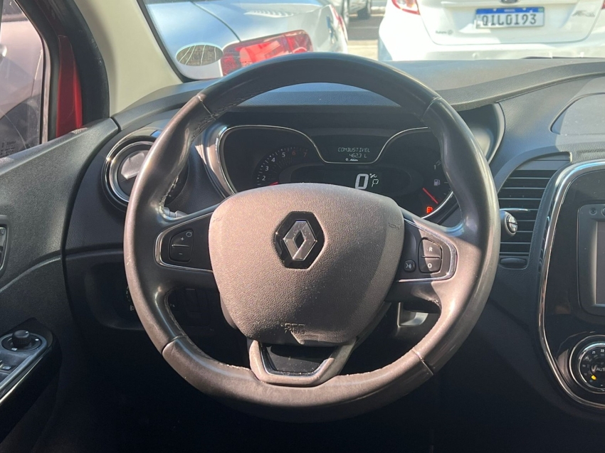 renault captur 1.6 16v sce flex intense x-tronic 4p automatico 2018