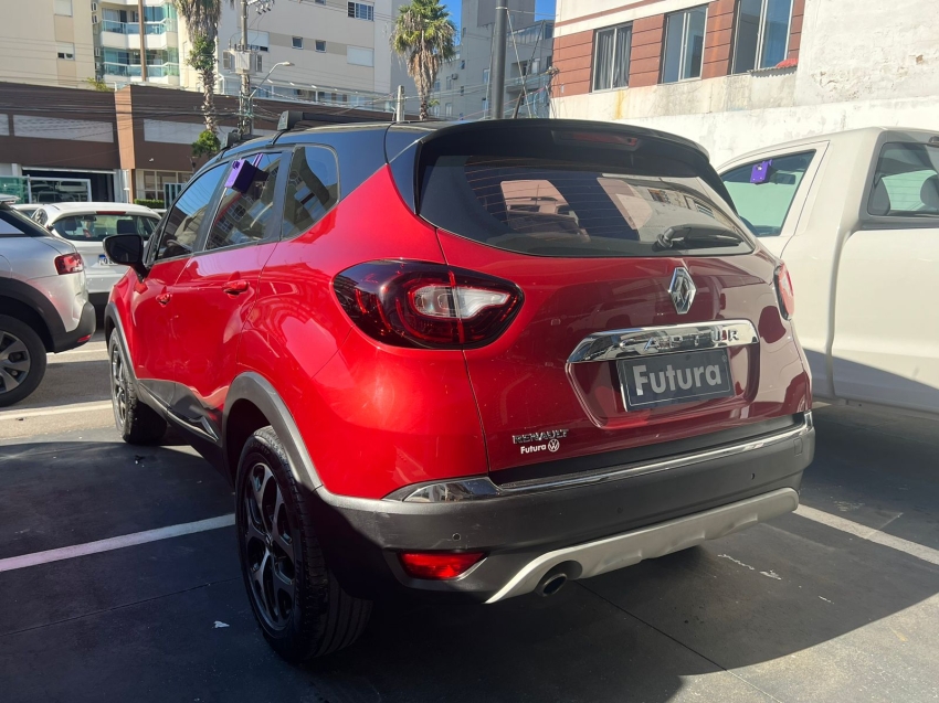 renault captur 1.6 16v sce flex intense x-tronic 4p automatico 2018