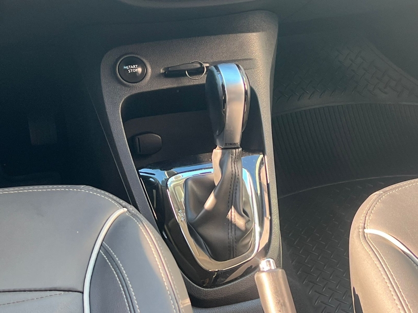 renault captur 1.6 16v sce flex intense x-tronic 4p automatico 2018