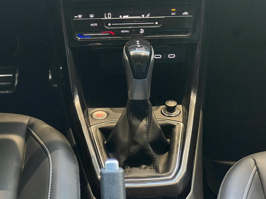 volkswagen t-cross 1.4 250 tsi total flex highline automatico gasolina 4p 2025