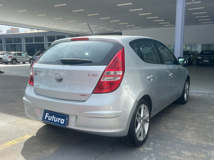 hyundai i30 2.0 mpi 16v gasolina 4p automatico 2010
