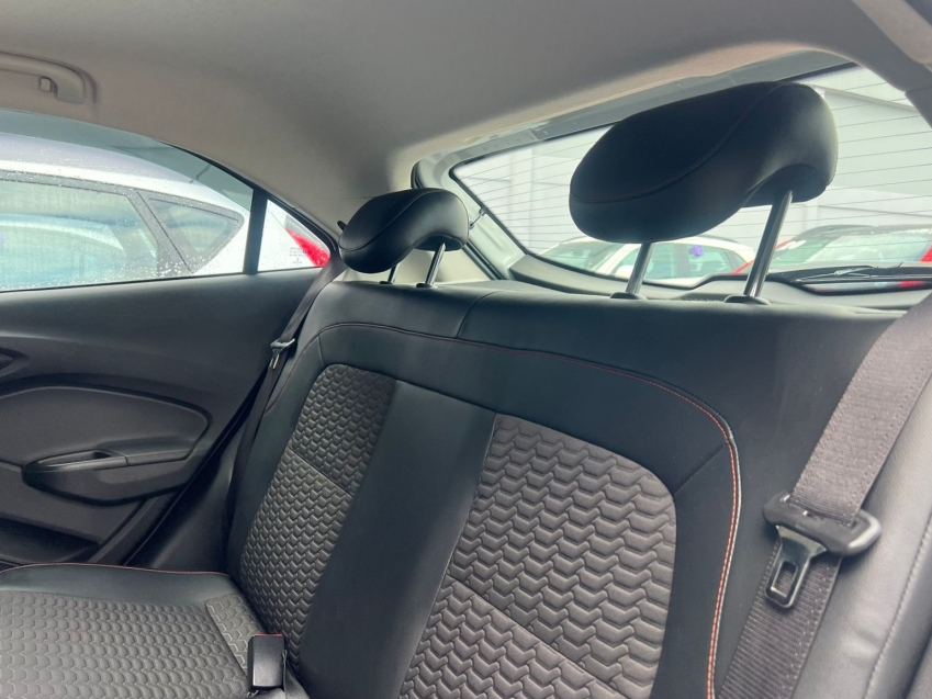chevrolet onix 1.4 mpfi ltz 8v flex 4p manual 2018