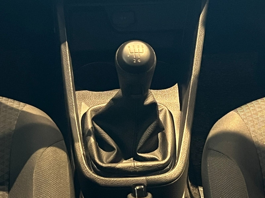volkswagen voyage 1.6 msi totalflex 4p manual gasolina 2022