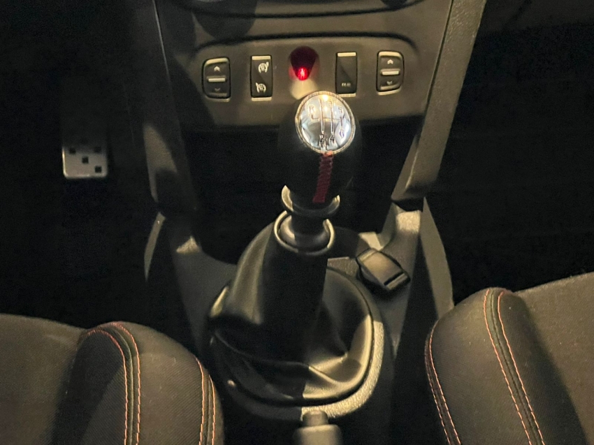 renault sandero 2.0 16v hi-flex rs manual gasolina 4p 2019