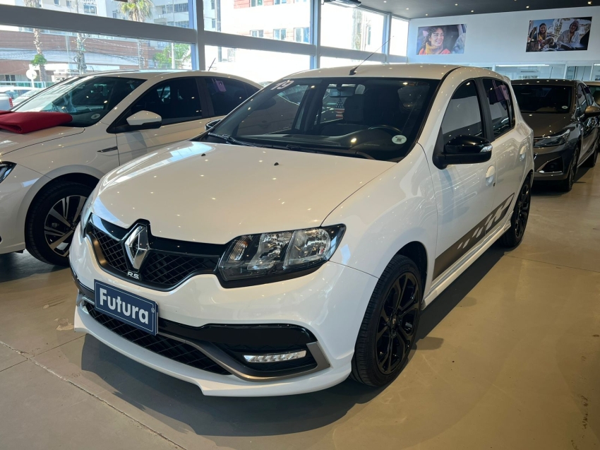 renault sandero 2.0 16v hi-flex rs manual gasolina 4p 2019 renault sandero 2.0 16v hi-flex rs manual gasolina 4p 2019