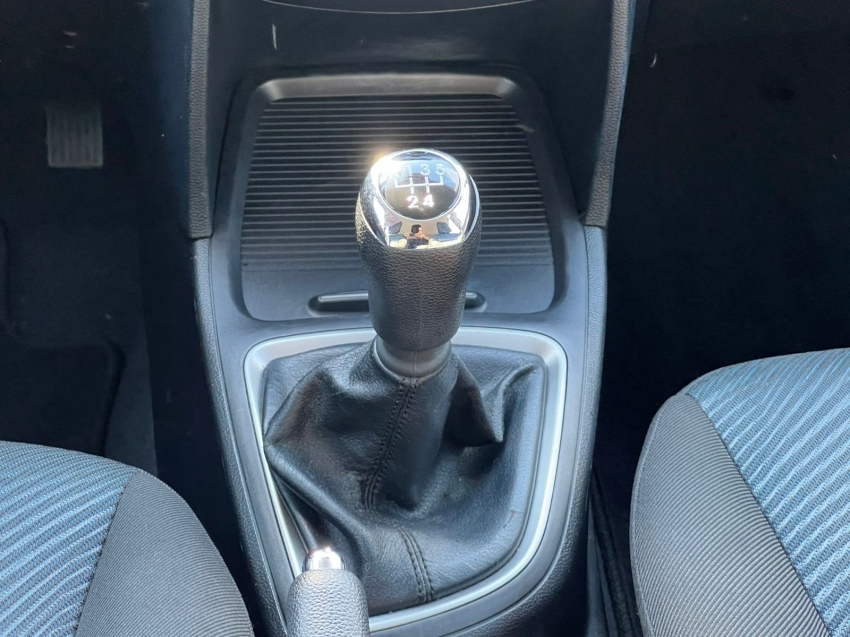 hyundai hb20 1.6 comfort style 16v flex 4p manual gasolina 2015