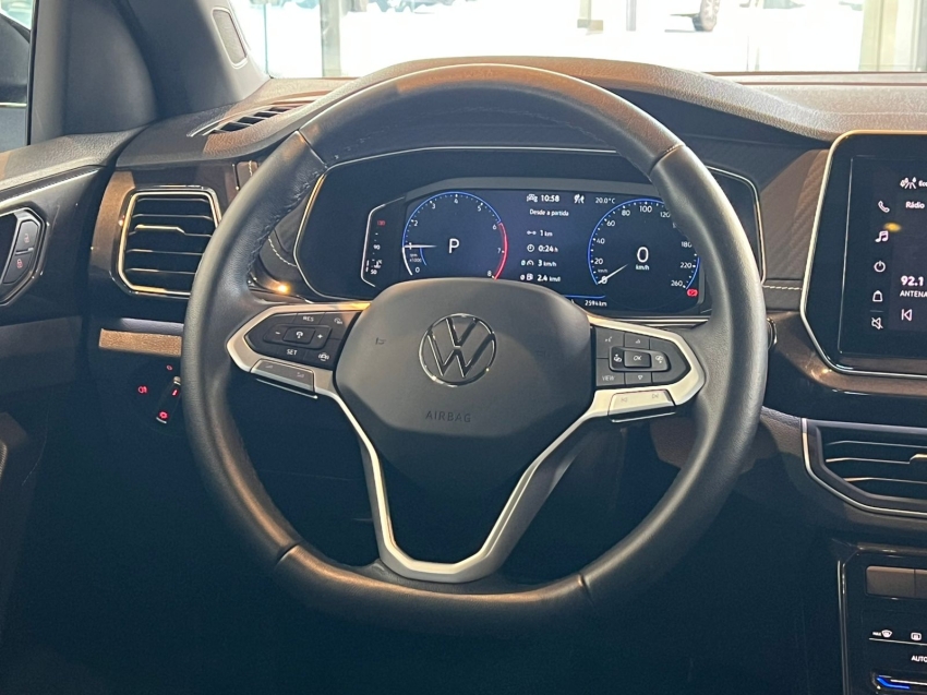 volkswagen t-cross 1.4 250 tsi total flex highline automatico gasolina 4p 2025