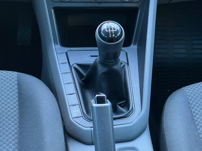 volkswagen polo 1.0 mpi total flex manual 4p 2019