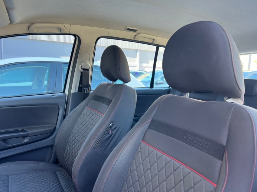 volkswagen space cross 1.6 msi 16v flex 4p manual 2016