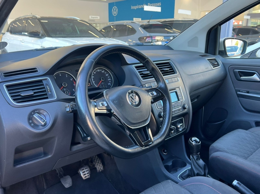 volkswagen space cross 1.6 msi 16v flex 4p manual 2016