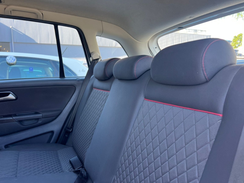 volkswagen space cross 1.6 msi 16v flex 4p manual 2016
