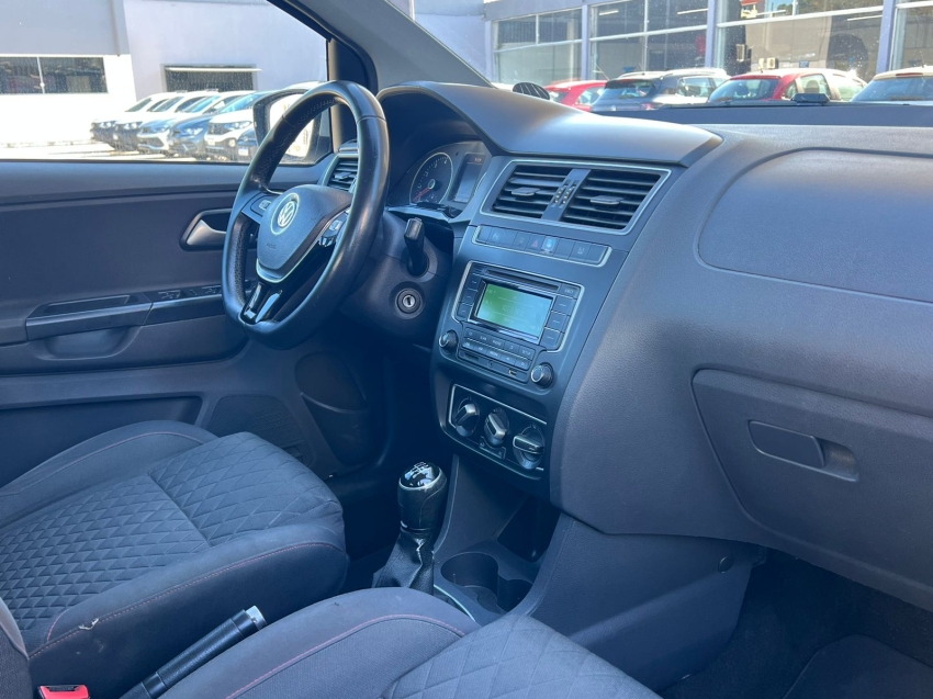 volkswagen space cross 1.6 msi 16v flex 4p manual 2016