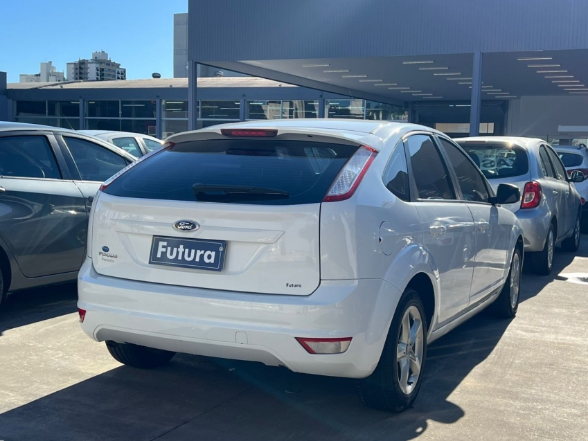 ford focus 1.6 glx 16v flex 4p manual 2013