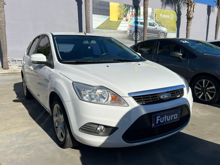ford focus 1.6 glx 16v flex 4p manual 2013