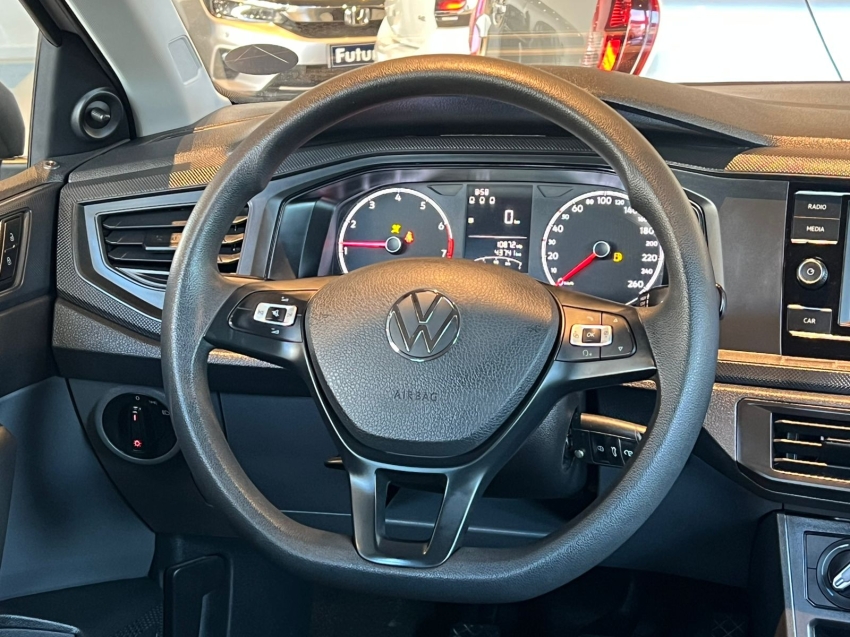volkswagen polo 1.0 mpi track manual gasolina 4p 2024