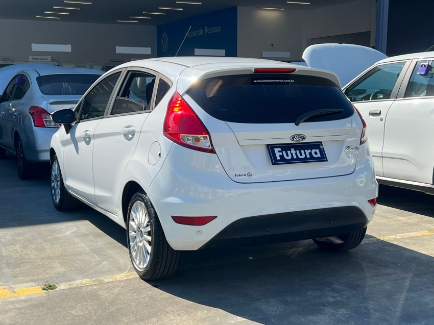 ford fiesta 1.6 sel sedan 16v flex 4p manual gasolina 2017