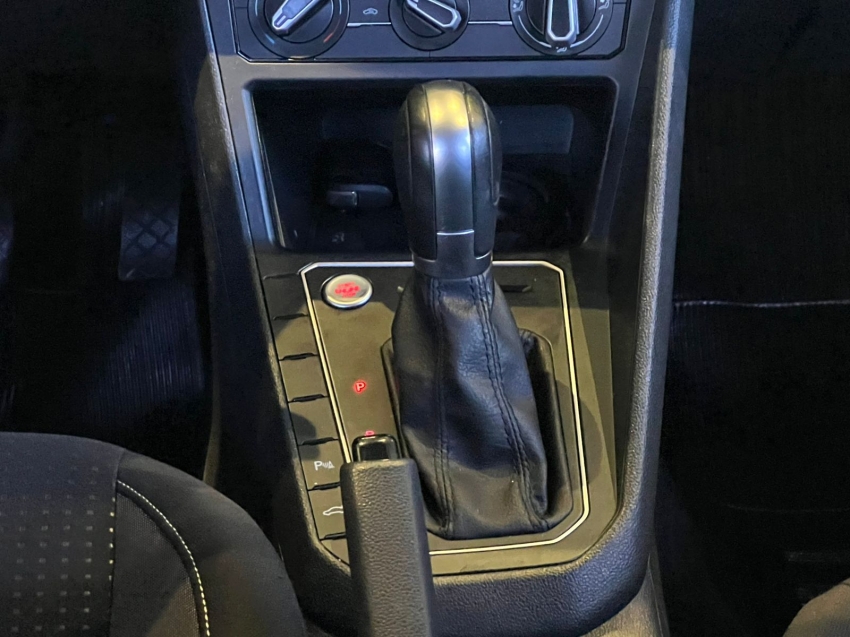 volkswagen polo 1.0 200 tsi comfortline automatico gasolina 4p 2020