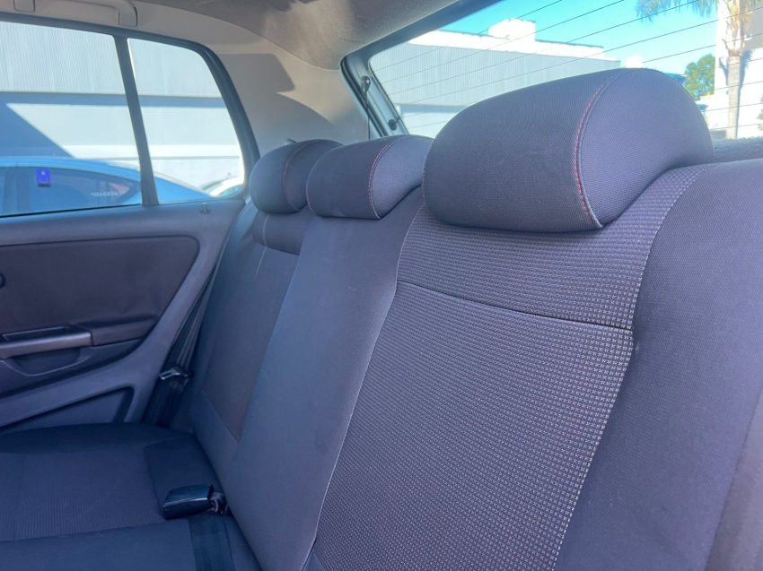 volkswagen fox 1.6 mi prime 8v flex 4p manual gasolina 2012