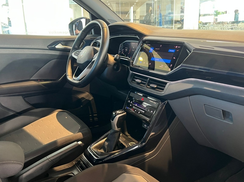 volkswagen t-cross 1.0 200 tsi total flex comfortline automatico gasolina 4p 2024