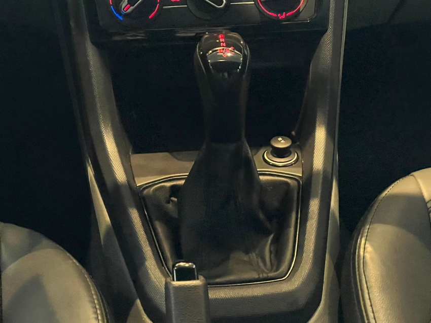 volkswagen t-cross 1.0 200 tsi total flex automatico gasolina 4p 2020