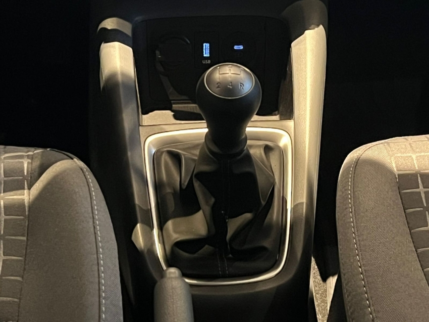 hyundai hb20s 1.0 12v flex comfort plus manual gasolina 4p 2025