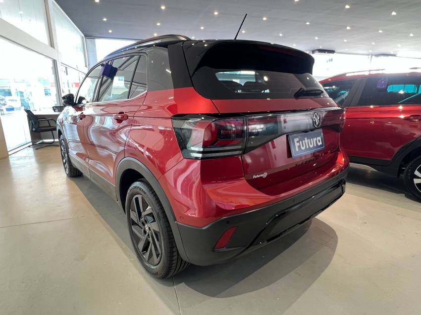 volkswagen t-cross 1.4 250 tsi total flex highline automatico gasolina 4p 2025