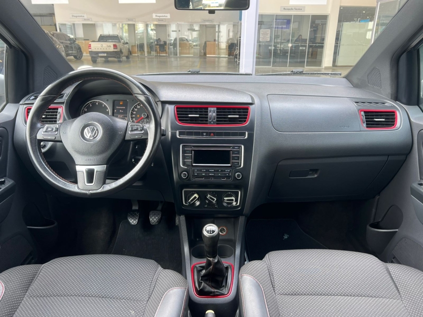 volkswagen fox 1.6 mi rock in rio 8v flex 4p manual gasolina 2014