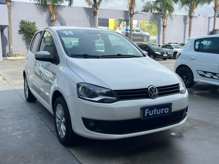 volkswagen fox 1.6 mi rock in rio 8v flex 4p manual gasolina 2014