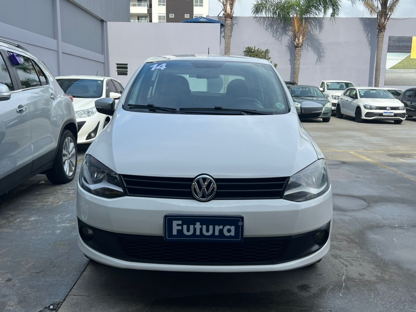 volkswagen fox 1.6 mi rock in rio 8v flex 4p manual gasolina 2014
