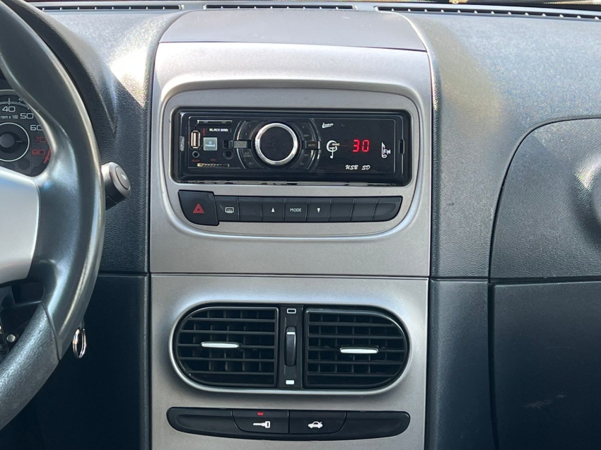 fiat idea 1.4 mpi attractive 8v flex 4p manual gasolina 2015