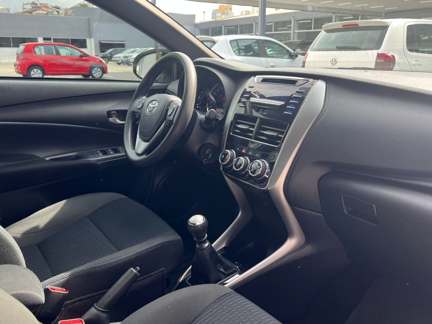 toyota yaris 1.3 16v flex xl manual gasolina 4p 2019